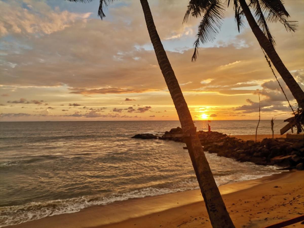 Smile Beach Home Galle Buitenkant foto