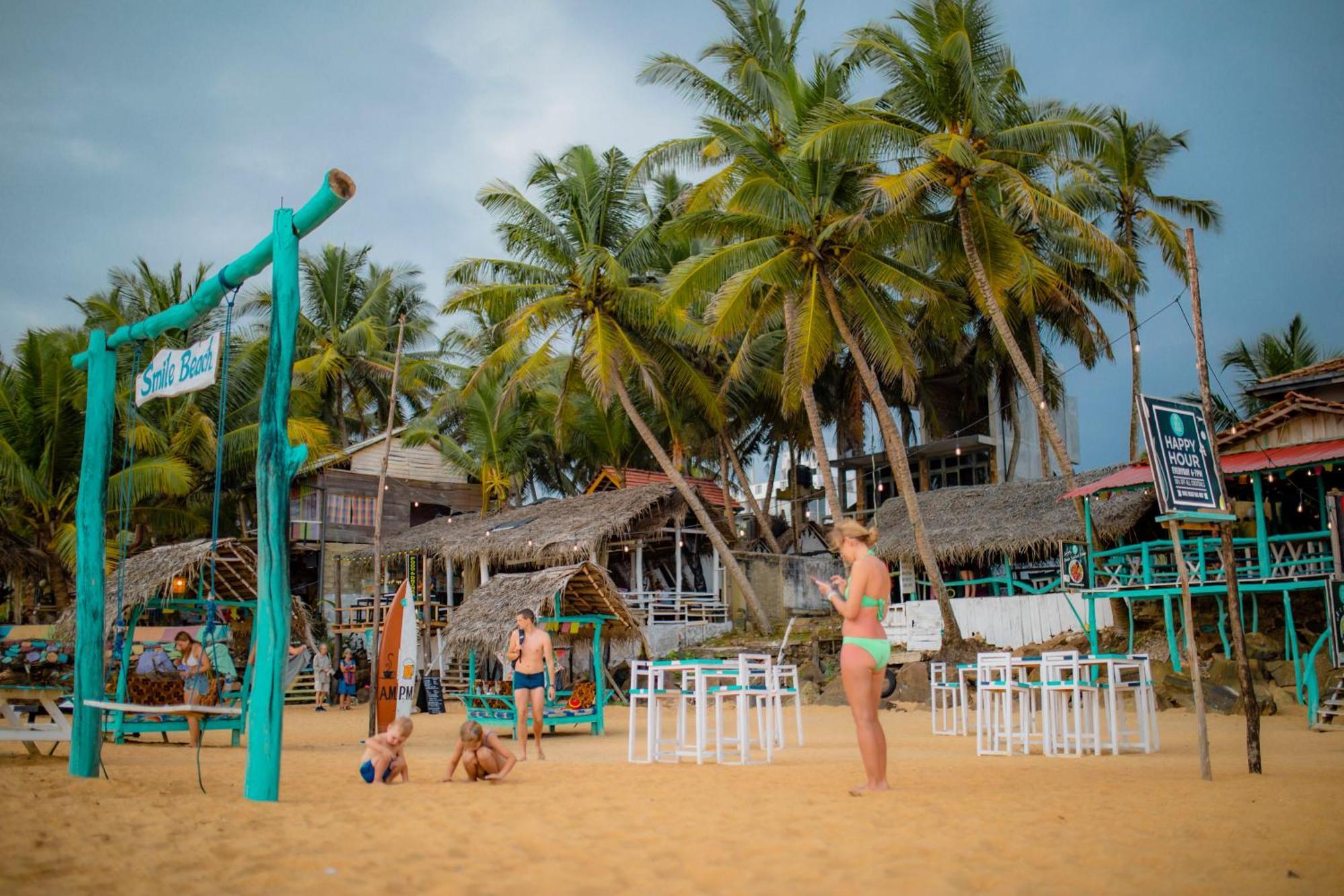 Smile Beach Home Galle Buitenkant foto